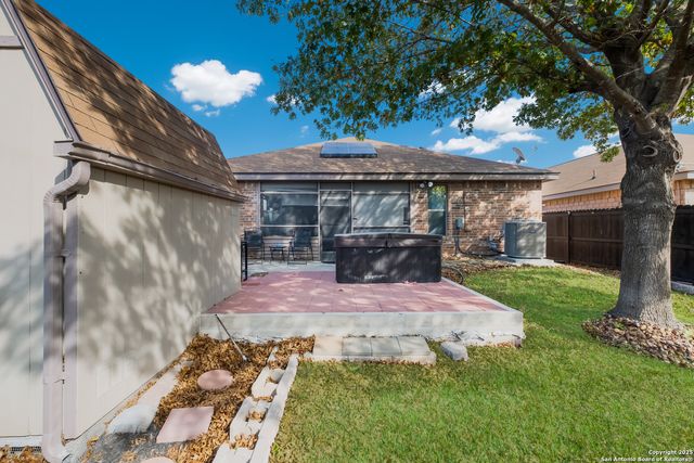 10403 Alsfeld, Helotes, TX 78023