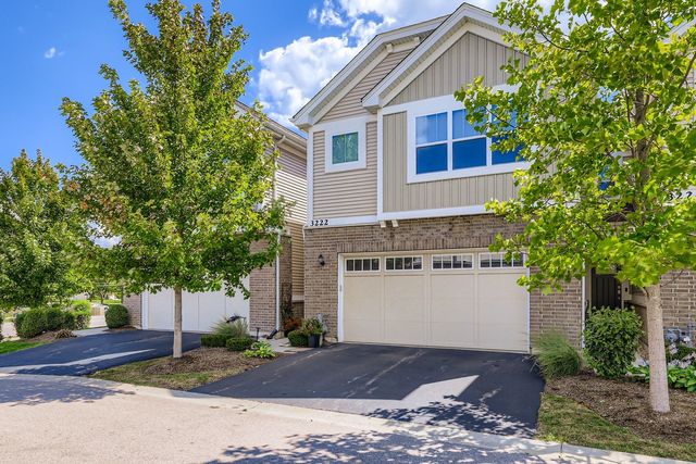3222 N Heritage Lane, Arlington Heights, IL 60004