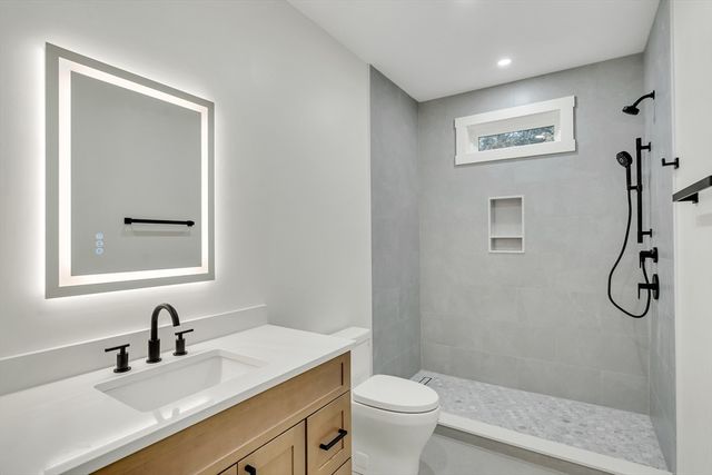 22 Estabrook Rd, Lexington, MA 02421