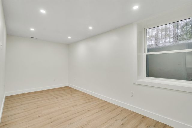 22 Estabrook Rd, Lexington, MA 02421