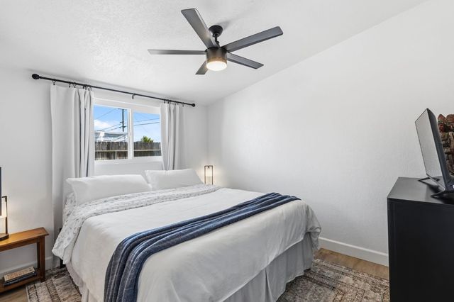 36 Santa Ana Avenue, Clovis, CA 93612