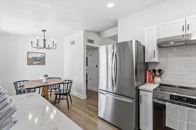 36 Santa Ana Avenue, Clovis, CA 93612