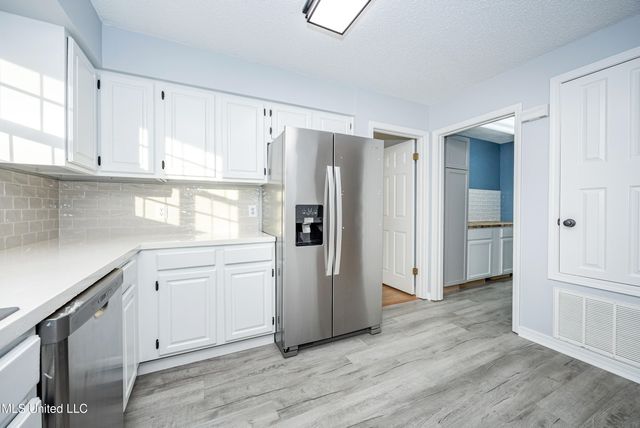 9229 Point Aux Chenes Road, Ocean Springs, MS 39564