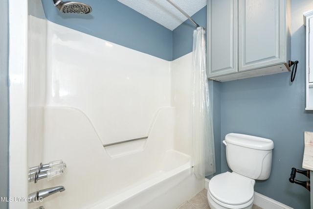 9229 Point Aux Chenes Road, Ocean Springs, MS 39564