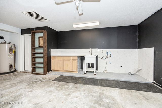 9229 Point Aux Chenes Road, Ocean Springs, MS 39564