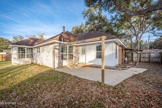 9229 Point Aux Chenes Road, Ocean Springs, MS 39564