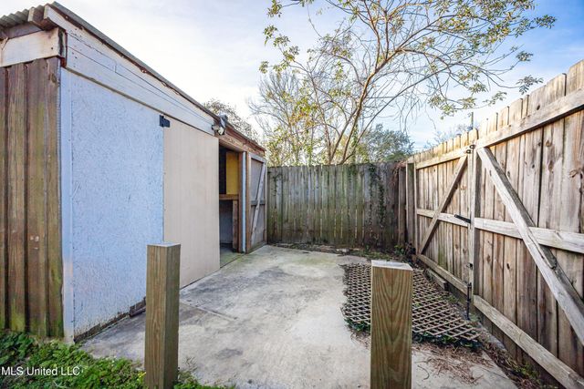 9229 Point Aux Chenes Road, Ocean Springs, MS 39564