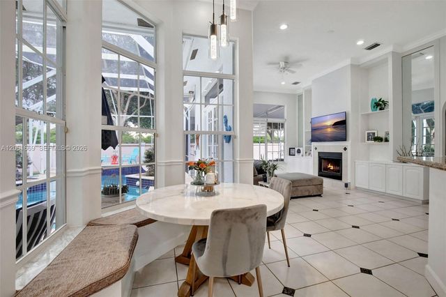 351 NW 110th Ave, Plantation, FL 33324
