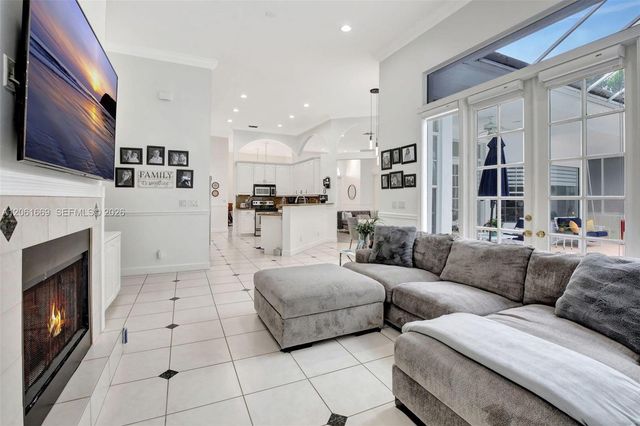 351 NW 110th Ave, Plantation, FL 33324