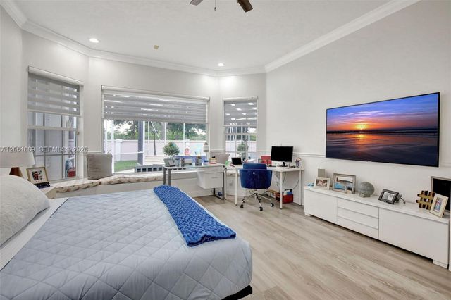 351 NW 110th Ave, Plantation, FL 33324