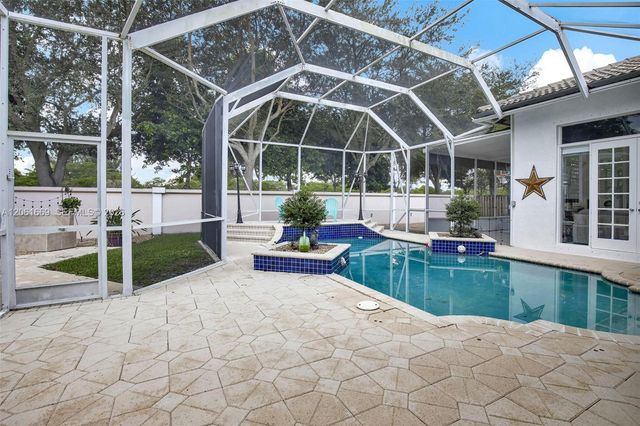 351 NW 110th Ave, Plantation, FL 33324