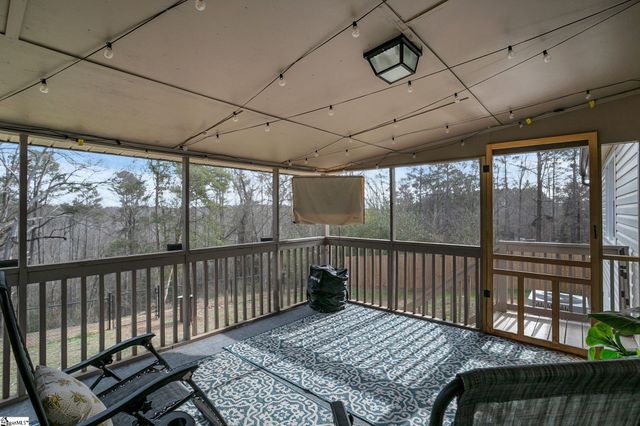 123 Graystone Drive, Moore, SC 29369