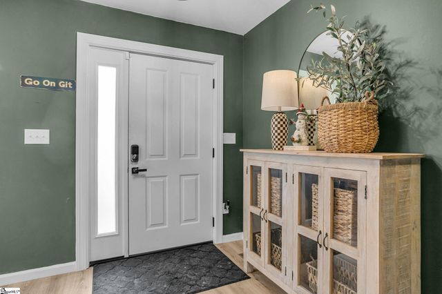 123 Graystone Drive, Moore, SC 29369