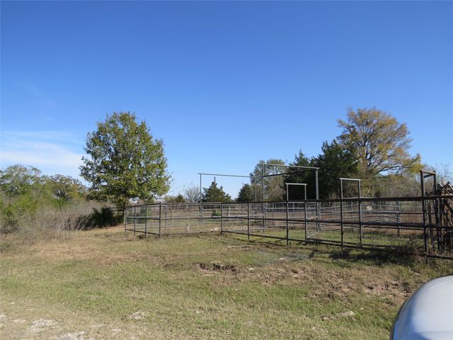 7538 Rocky Ridge Lane, Madisonville, TX 77864