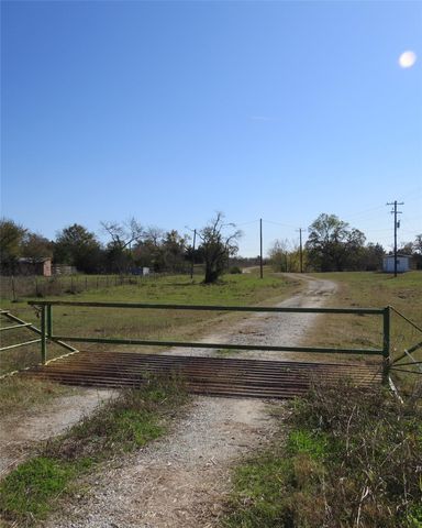 7538 Rocky Ridge Lane, Madisonville, TX 77864