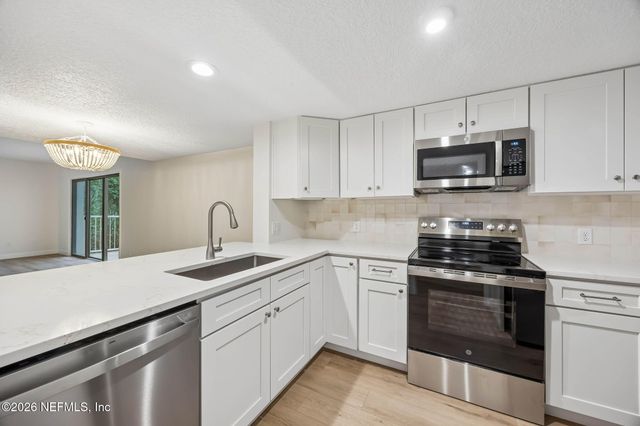 2109 BEACHWOOD Road, Fernandina Beach, FL 32034
