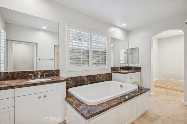 22 Ridge Valley, Irvine, CA 92618