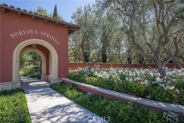 22 Ridge Valley, Irvine, CA 92618