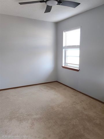 5903 NW DEARBORN Ave, Lawton, OK 73505