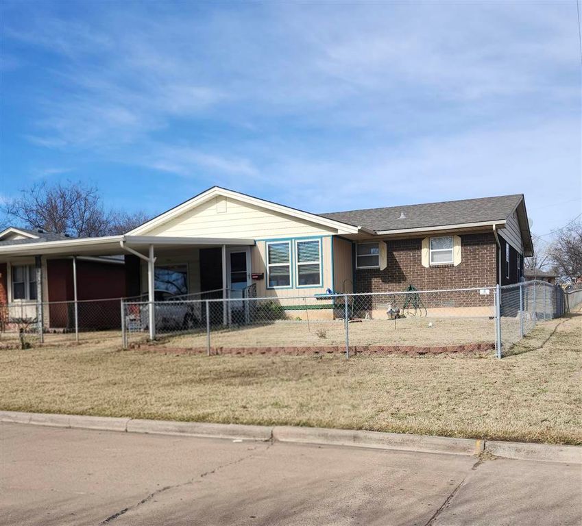 5903 NW DEARBORN Ave, Lawton, OK 73505