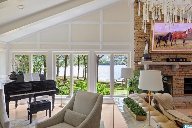 890 RIVER OAKS DRIVE, Cropwell, AL 35054