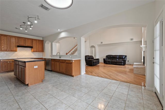 3612 Fir Hollow Way, Pearland, TX 77581