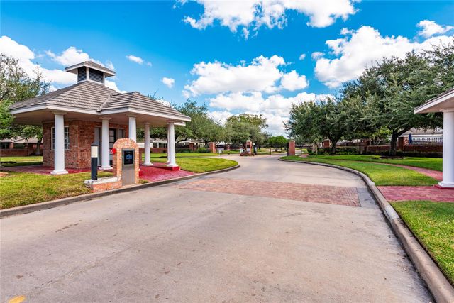 3612 Fir Hollow Way, Pearland, TX 77581