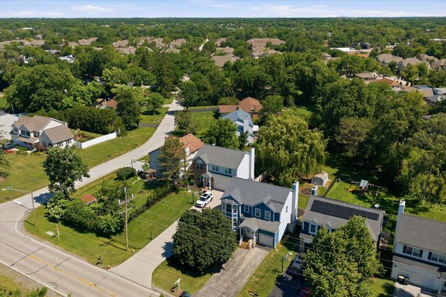 950 W Colfax Street, Palatine, IL 60067