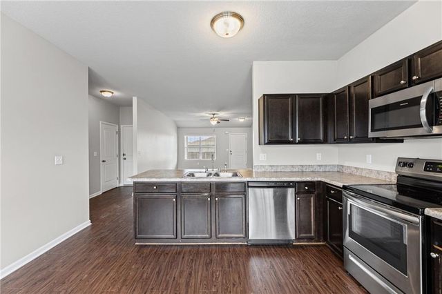 17186 S Pratt Street, Gardner, KS 66030