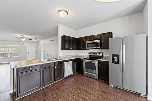 17186 S Pratt Street, Gardner, KS 66030