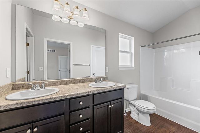 17186 S Pratt Street, Gardner, KS 66030
