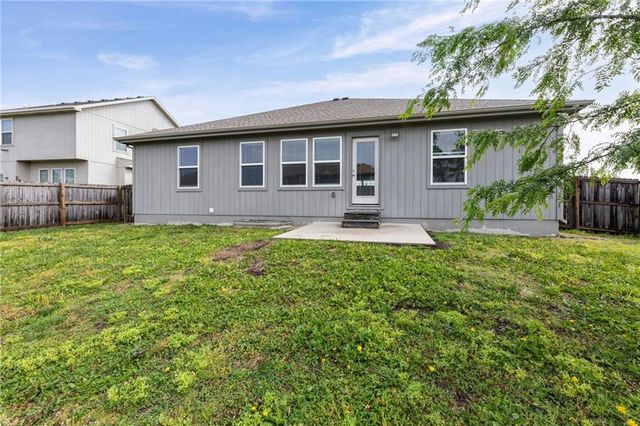 17186 S Pratt Street, Gardner, KS 66030