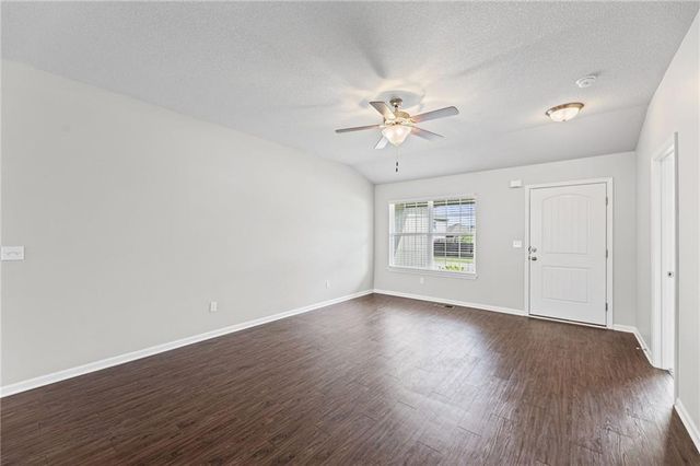 17186 S Pratt Street, Gardner, KS 66030