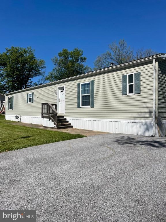 177 OMAHA AVE, Dover, PA 17315