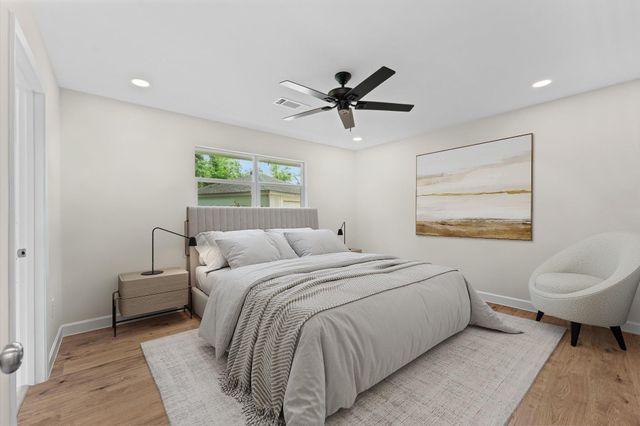 1918 Stebbins Drive, Houston, TX 77043