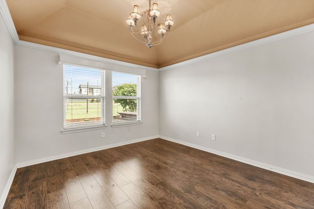 5540 Plata Lane, Benbrook, TX 76126