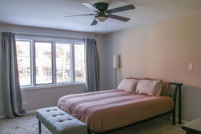 129 Cornwall Drive, Crete, IL 60417