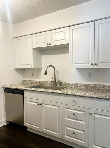 6030 Indrio Road 5, Fort Pierce, FL 34951