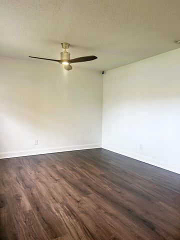 6030 Indrio Road 5, Fort Pierce, FL 34951