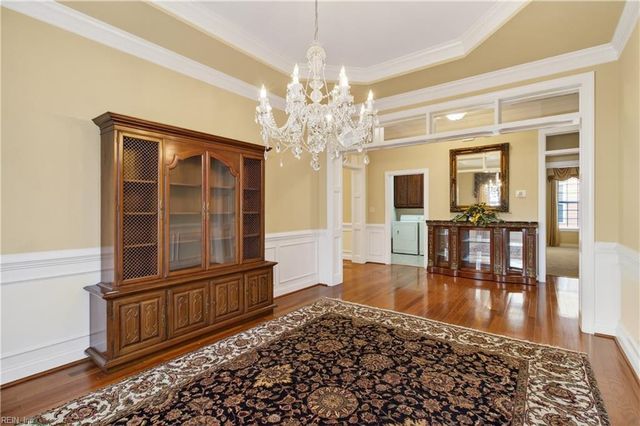 1425 Blairwood LN, Chesapeake, VA 23320