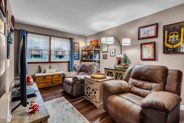 918 Lakeside Drive N, Forked River, NJ 08731