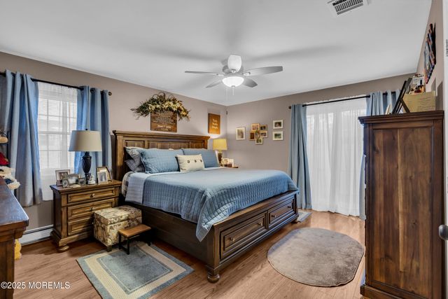 918 Lakeside Drive N, Forked River, NJ 08731