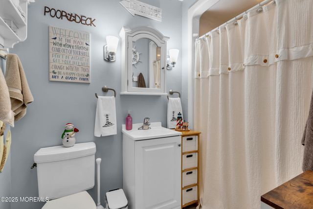 918 Lakeside Drive N, Forked River, NJ 08731