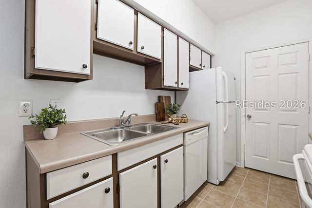 112 Union Cemetery Rd Apt 125, Hilton Head Island, SC 29926