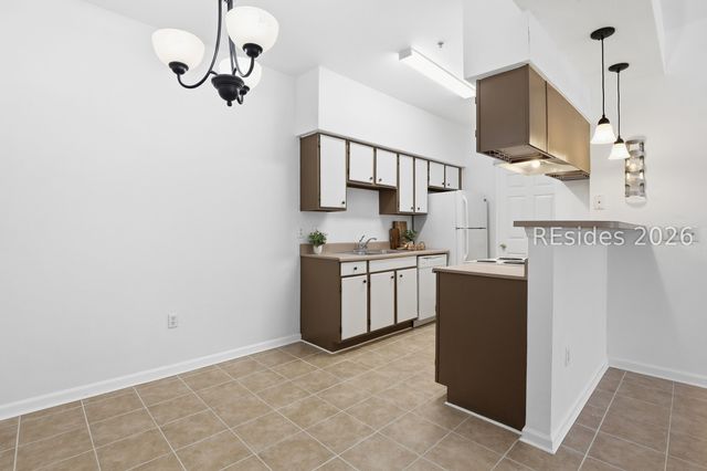 112 Union Cemetery Rd Apt 125, Hilton Head Island, SC 29926