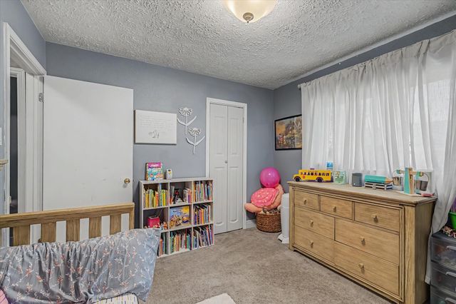 742 Sugar Hill Drive, La Porte, TX 77571