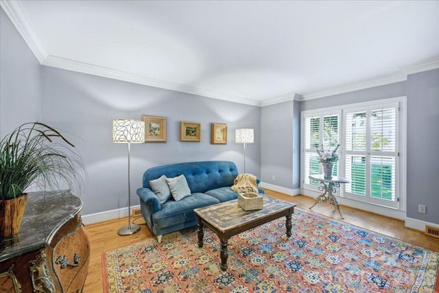10141 Hanover Glen Road, Charlotte, NC 28210