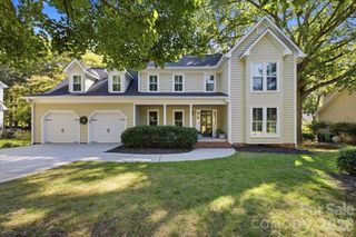 10141 Hanover Glen Road, Charlotte, NC 28210