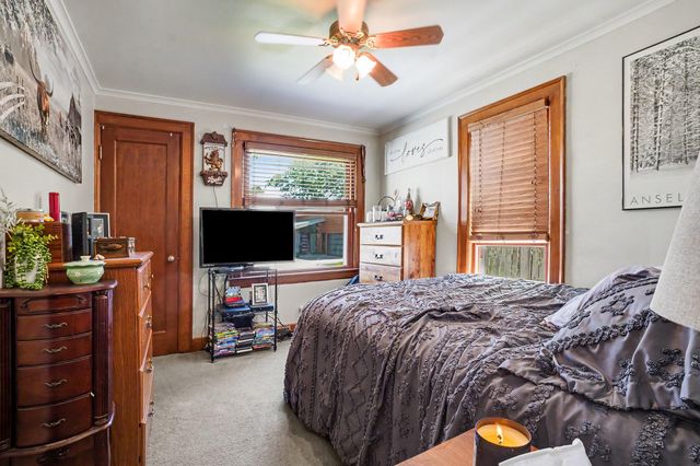 1124 Lakeview Drive, Portage, MI 49002