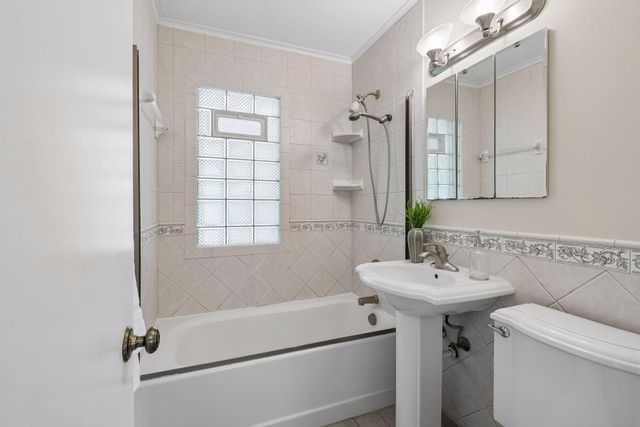 5021 William Avenue, Edina, MN 55436